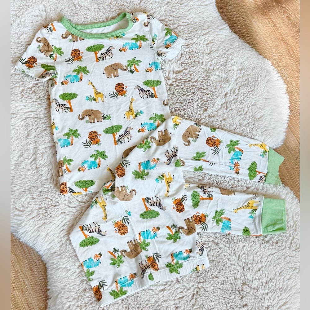 Little Me 2 piece Short Sleeve Safari Pant Set Snug Fit 4T